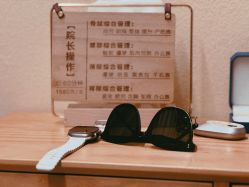 -小颜秘家·韩国整骨