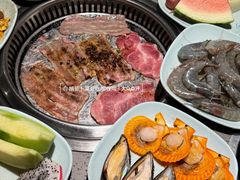 -金滏山·烤肉海鲜火锅自助(襄阳万达店)