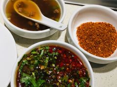 -海底捞火锅鲜切牛肉主题店(长寿路店)