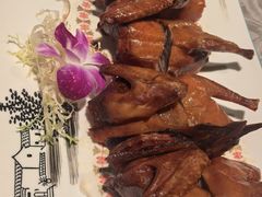 脆皮玻璃乳鸽-香云轩·顺德菜(香云纱园林酒店店)