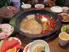 -牛市坎火锅(建设路店)