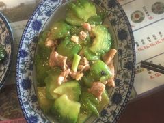 凉瓜炒肉片-阿殳菜馆·私厨(水围村店)