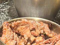 -红泥小火炉·东北泥炉烤肉(天一旗舰店)