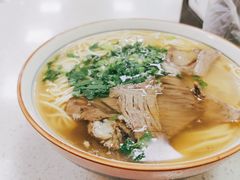 牛肉拉面加牛肉-伊祥·敦煌楼