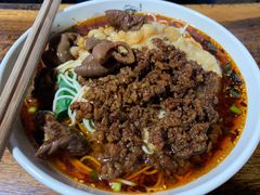 肥肠碗杂-老地方猫儿面(磁器口店)