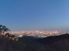 -鬼笑石后山停车场