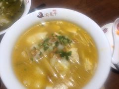 -渝是乎酸菜鱼(龙旗购物中心店)