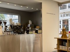 -HUGS coffee(东区店)