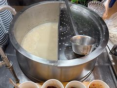 -涨巢·潮玩水疗局