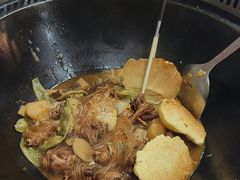 -哈尔滨烧烤·山河村铁锅炖(交大店)