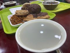 豆汁-老回回烩面馆(左家庄店)