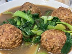 红烧狮子头-扬州小吃(延安西路店)