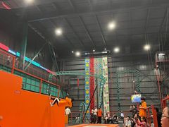 -极限PLAY运动娱乐新世界·团建派对潮玩休闲馆·室内蹦极高空游乐园
