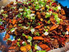 辣子鸡丁-胡马八破·川菜小馆(高新万达店)