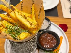 -Mark&Mars Restaurant