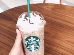 -星巴克(郑州普罗旺世店)