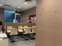 -麦当劳(轻轨曹杨路店)