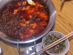 -毛毛老火锅(八年观音桥店)