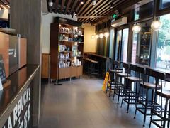 -星巴克(西藏路店)