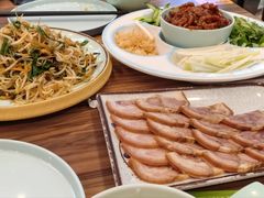 -合合春饼·酱骨·东北菜(潘家园店)