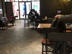大堂-星巴克臻选(南京金茂览秀城店)