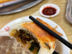 韭菜三鲜水煎包-昭德轩