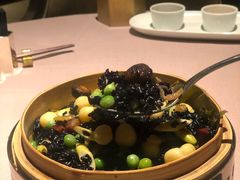 荷香乌米饭-新荣记(南京西路店)