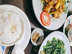 -大头虾越式风味餐厅(光明广场店)