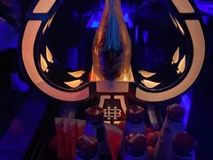 -简奥斯汀·赫本酒吧