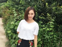 -小慧大桃观光采摘园