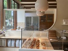 -VERIE BAKEHOUSE