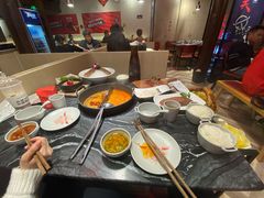 -热火朝天鲜切牛肉火锅(南强街巷店)