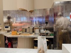 -HOT CRUSH趁热集合·现烤面包(环球港店)