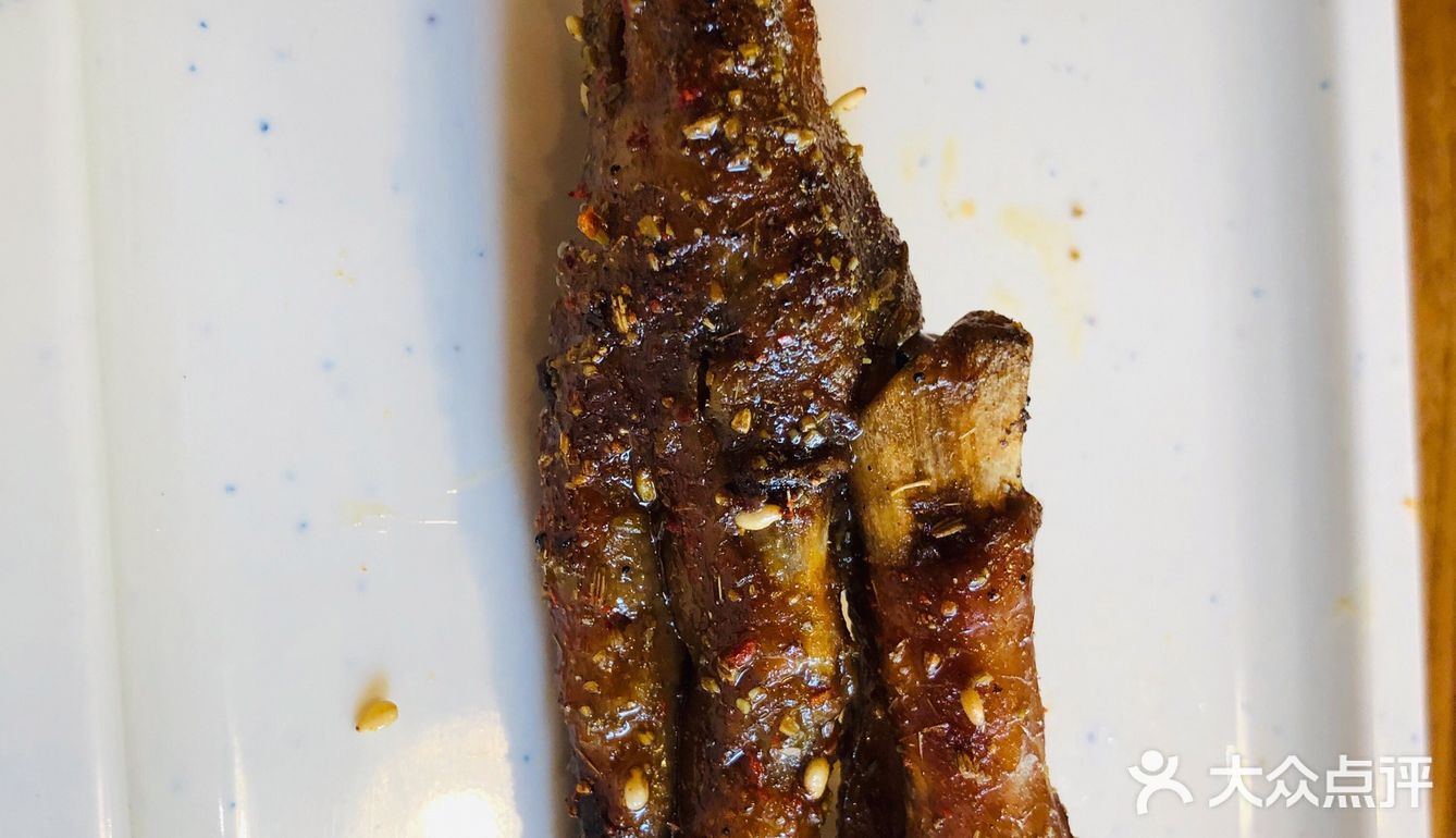 进门得需要登记哦，点菜直接扫桌子上的二维码就可以点了