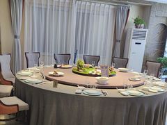 -香山湖渔家大院