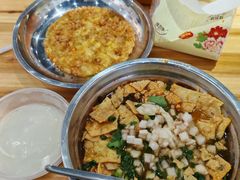 -柳州肥姨妈大骨螺蛳粉(曹路店)