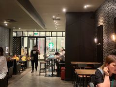 大堂-星巴克臻选(南京金茂览秀城店)