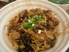 -佬钱湾仔(衣裳街店)