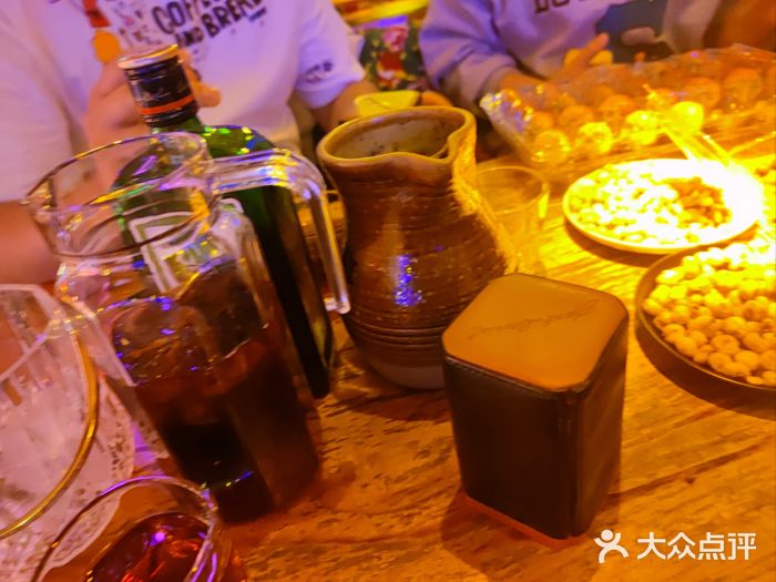在路上酒吧(大理古城店)图片