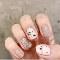 -Pink You美甲洗眉纹绣定制中心