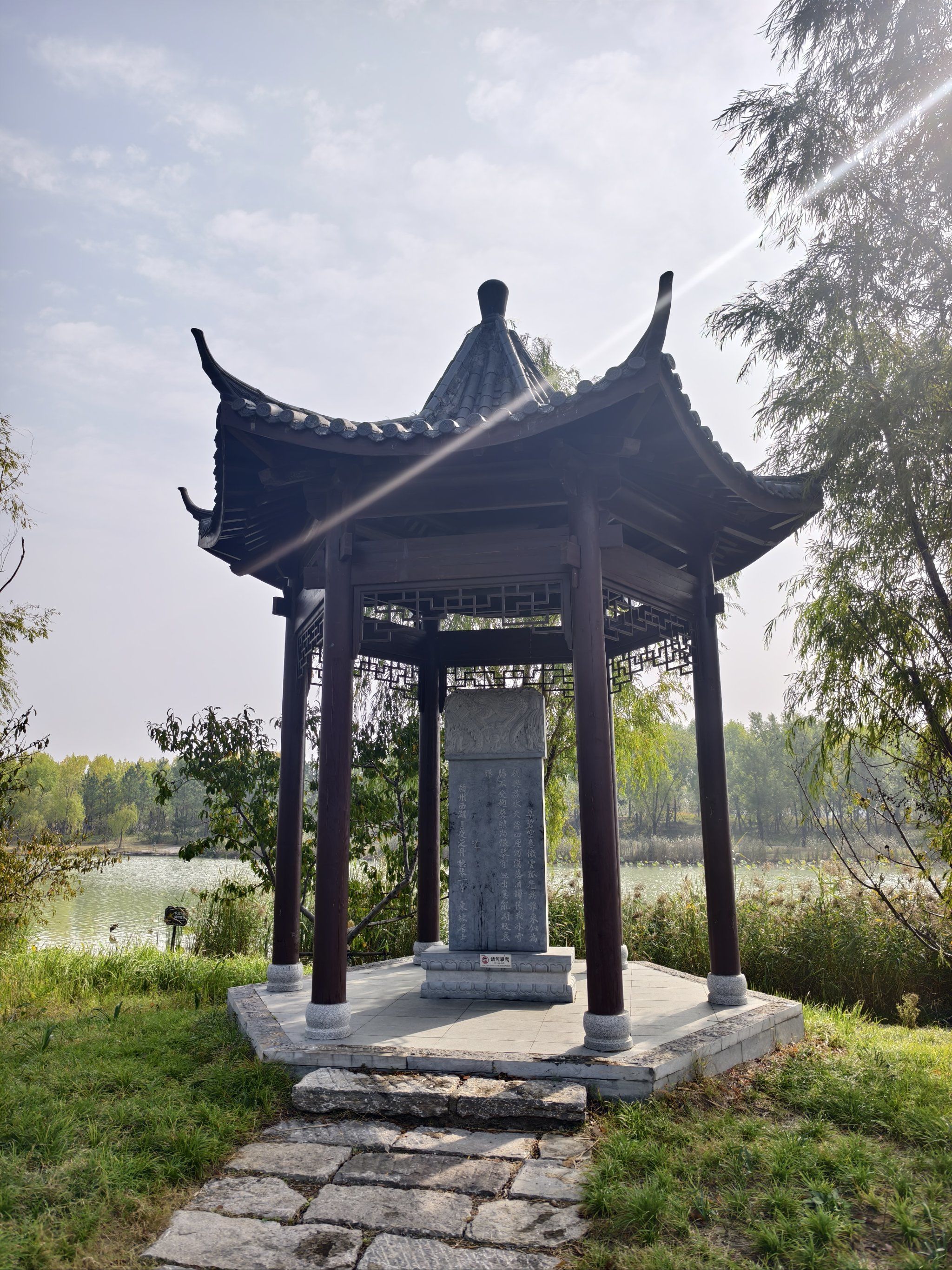 0元玩转这座城阜阳的颍州西湖是全国四大西湖之一,虽然名气没有杭州