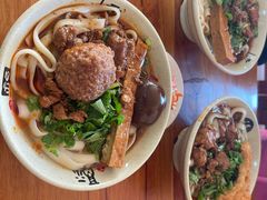 -任记七中刀削面(总店)