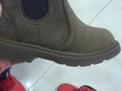 -UGG(燕莎奥特莱斯购物中心店)