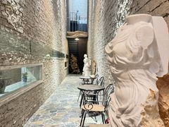 -北京奥加美术馆酒店(三里屯工人体育场地铁站店)