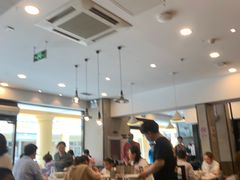 大堂-康师傅私房牛肉面(马泉营奥莱店)