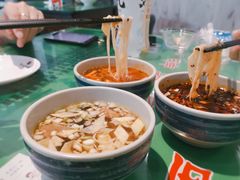 -令氏家外家周秦食府(高新店)
