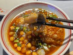 -吃城都·鱼蛙火锅(西玉龙街店)