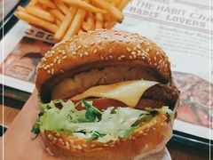 -The Habit Burger Grill 哈比特汉堡(复兴soho店)