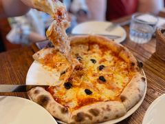 猪肉黑松露披萨-La Tavernetta(Bar à Vin)(乌鲁木齐路店)