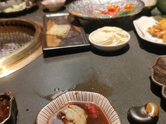 -铭牛烧肉·和牛海鲜自助(高新月牙湖店)